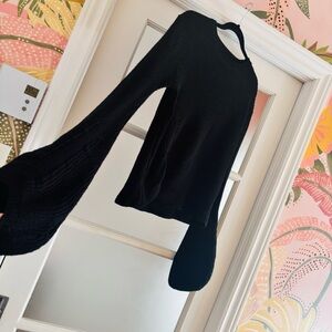 Elegant Black Women's Crew Neck Sweater